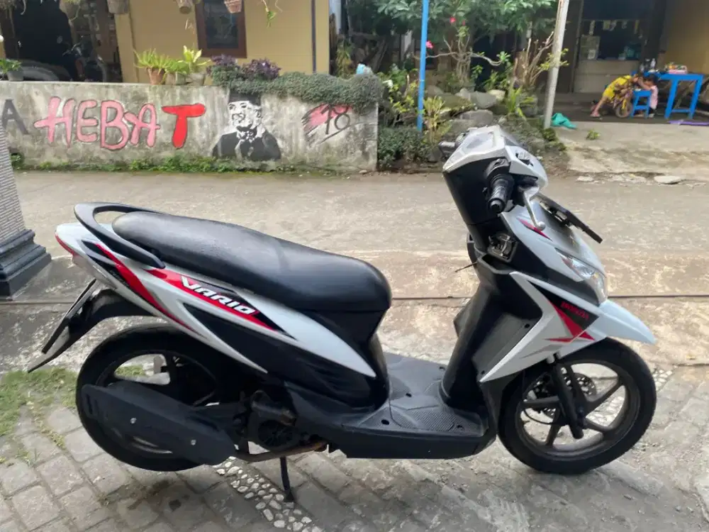 Vario esp stater halus THN 2016 plat A Tangerang