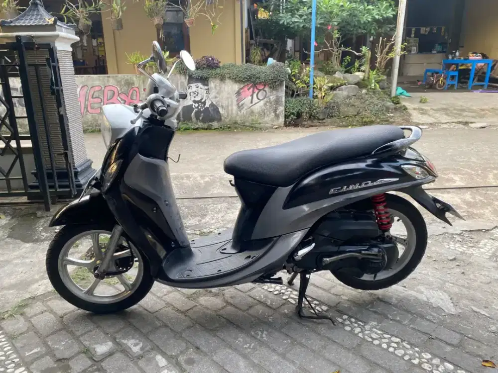 Yamaha fino injeksi THN 2015 plat B Jakarta