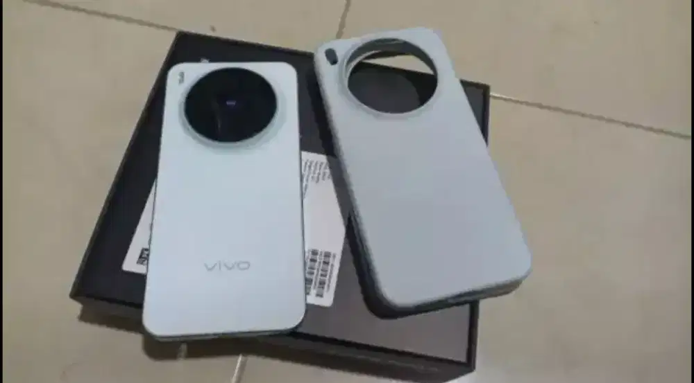 Vivo X300 Like New (Pemakaian baru 2 minggu)