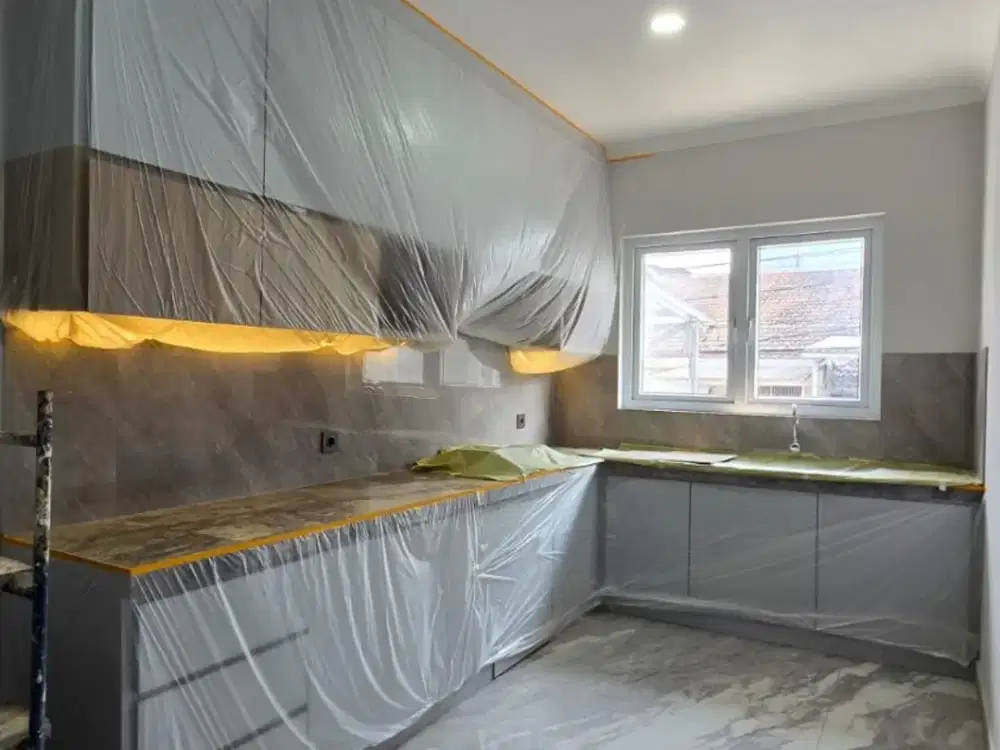 Jual Cepat Rumah Brand New 2,5 Lantai Unfurnished Luas Tanah 102M2 di Janur Asri Kelapa Gading