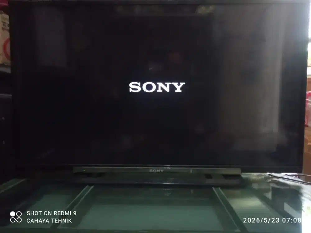Tv Sony 40 inci, analog + stb luby
