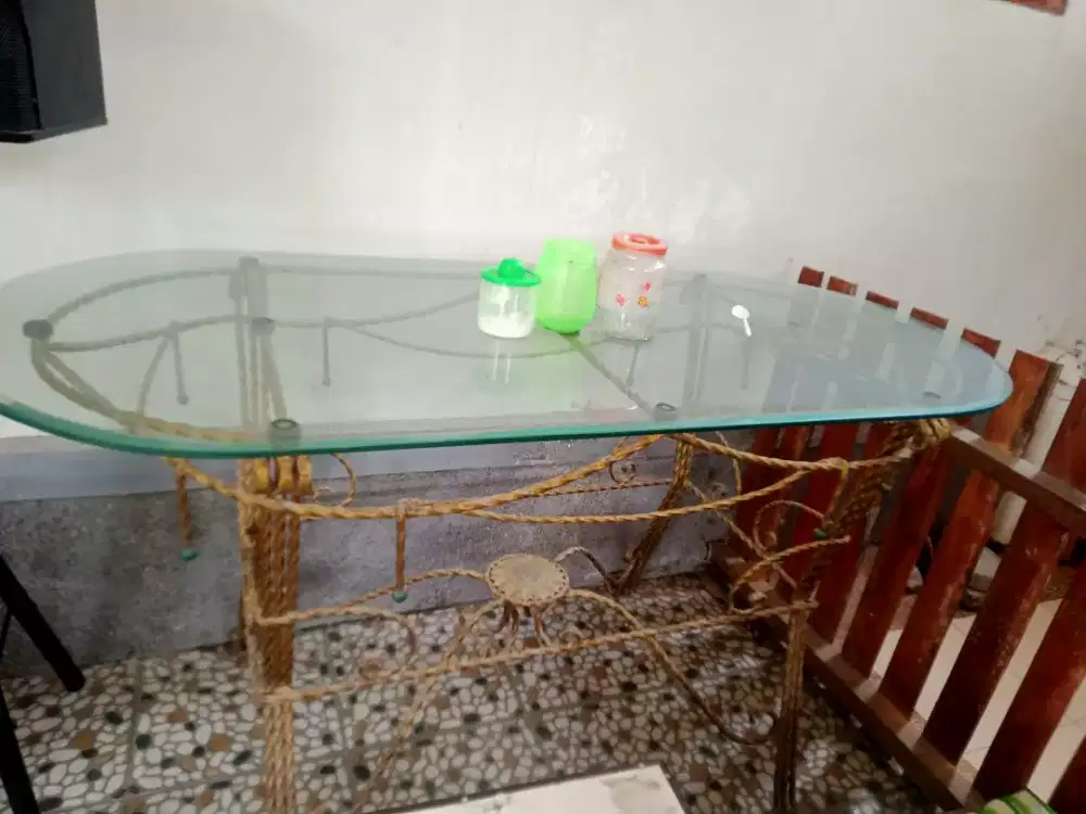 Meja kursi makan klasik antik