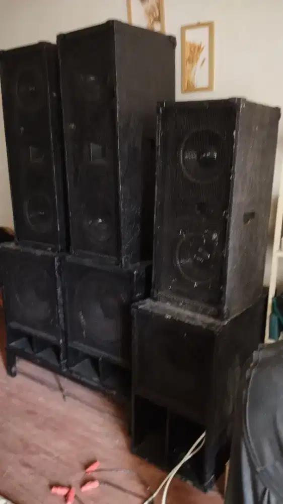 Dijual cepat,jual sound sistem lengkap tinggal cok mainkan murah cepat