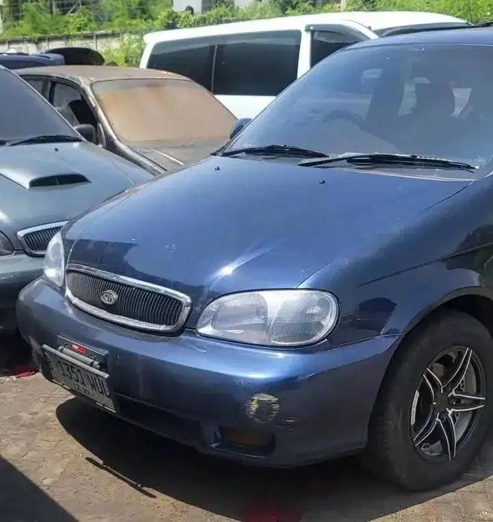 Jual Kia Carnival Bensin 2001 Matic - Nyaman, Dingin, Siap Luar Kota