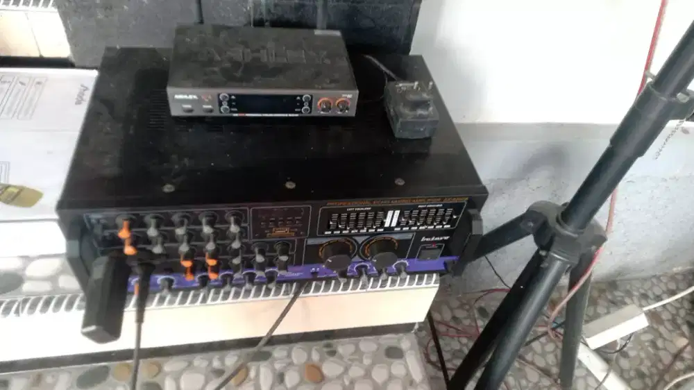 Audio karaoke room