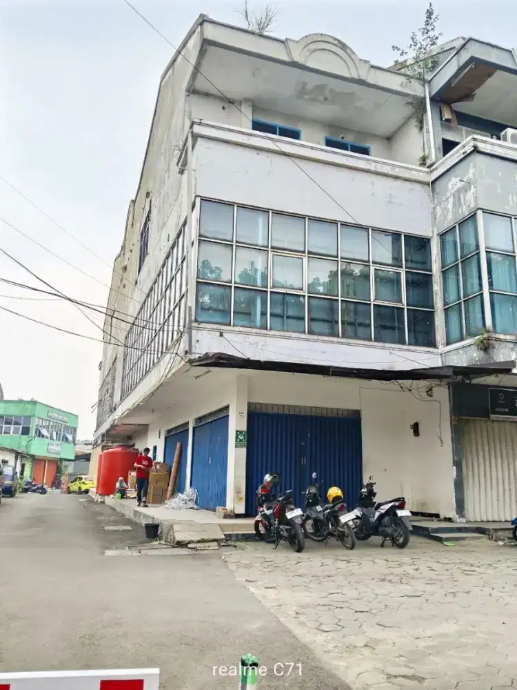Ruko 2 lantai strategis mainroad siap huni jl Kiaracondong Bandung