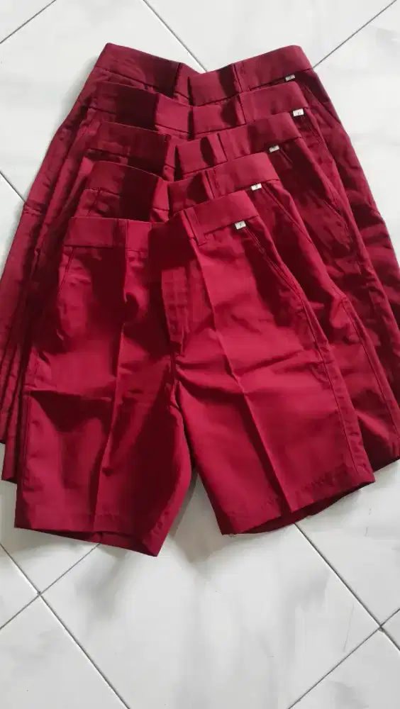 Seragam sekolah