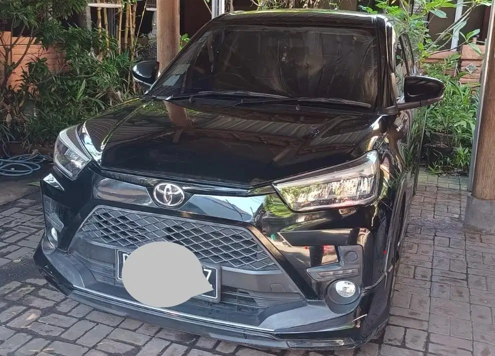 Dijual Mobil Toyota Raize
