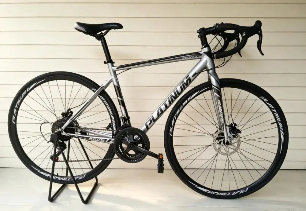 Sepeda roadbike balap bekas