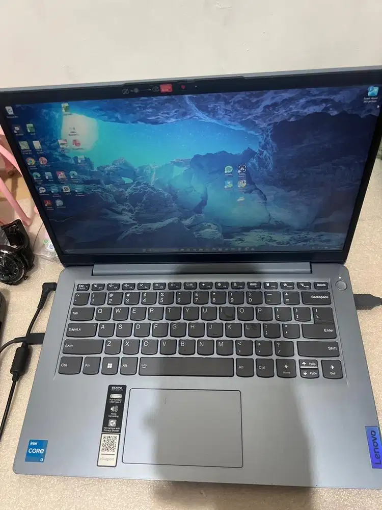 LAPTOP LENOVO IDEAPAD SLIM 3i (14,7)
