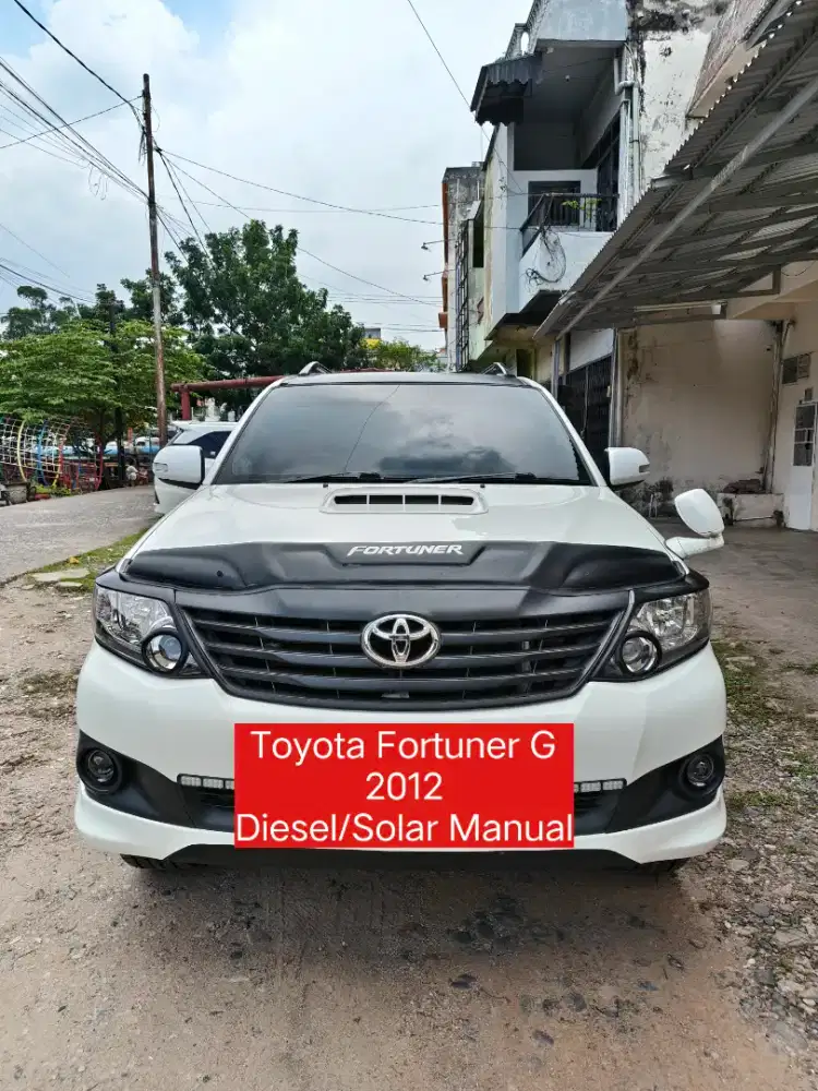 Toyota Fortuner G 2.5 2012 Diesel Solar Manual