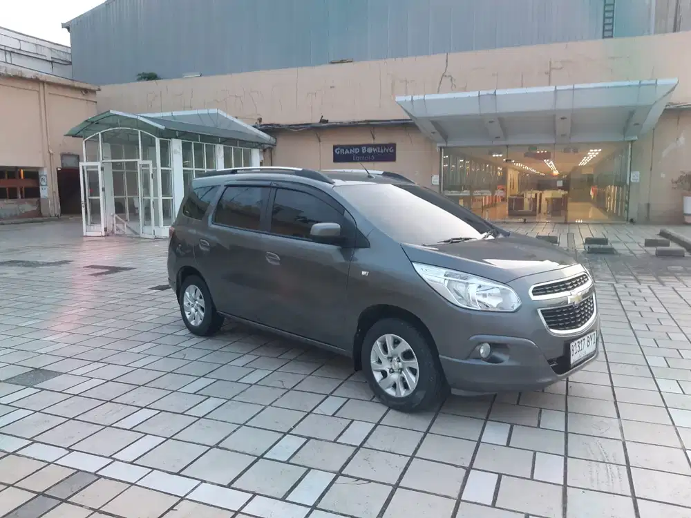 Chevrolet Spin 1.5 AT LTZ 2013 Bensin (Low KM)