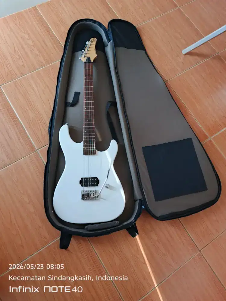 Gitar elektrik original samick plus gigbag tebal
