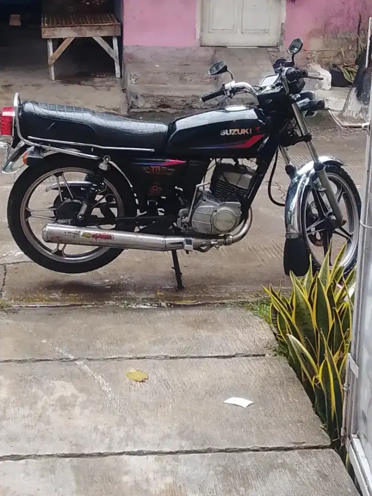 Suzuki trs th 94 hrg9,5 JT nego bensin