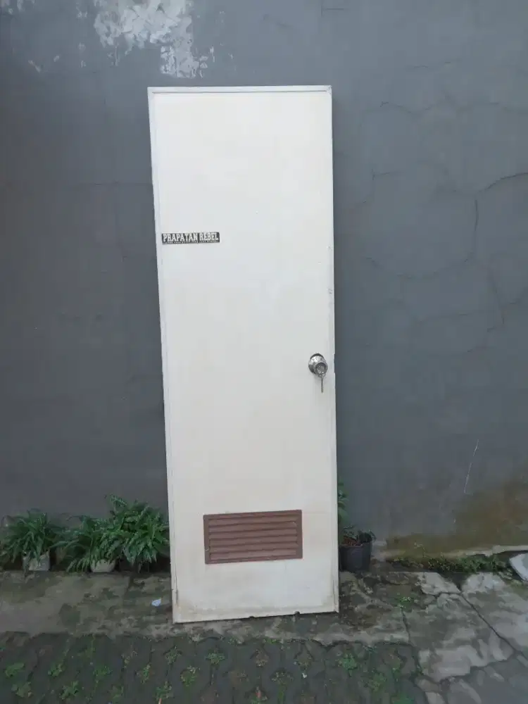Pintu PVC  Gudang Toilet
KAMAR