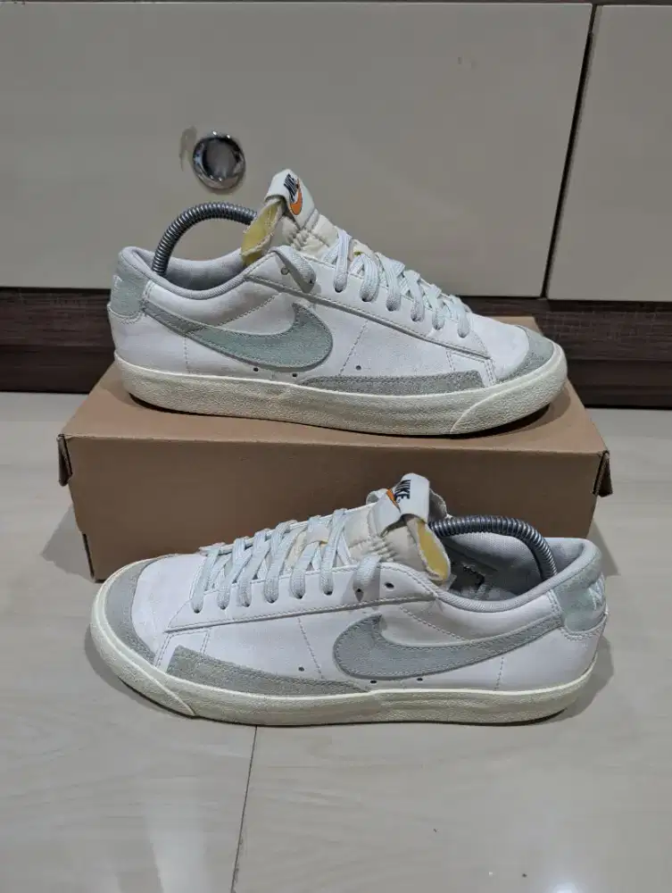Sepatu Nike blazer low size 41