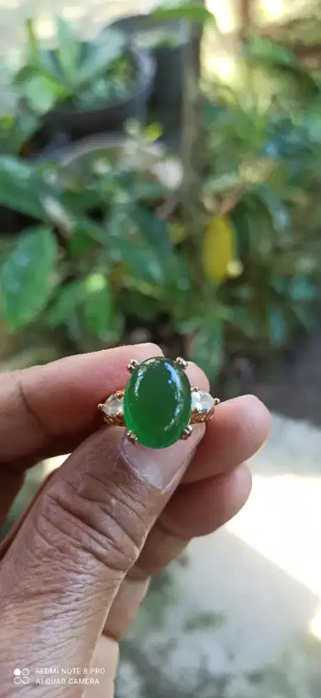 Cincin batu hijau