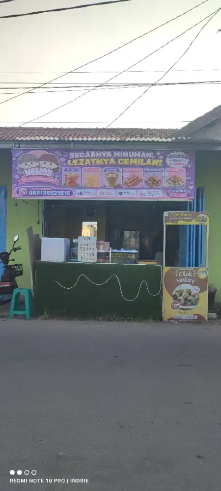Kios minuman & makanan