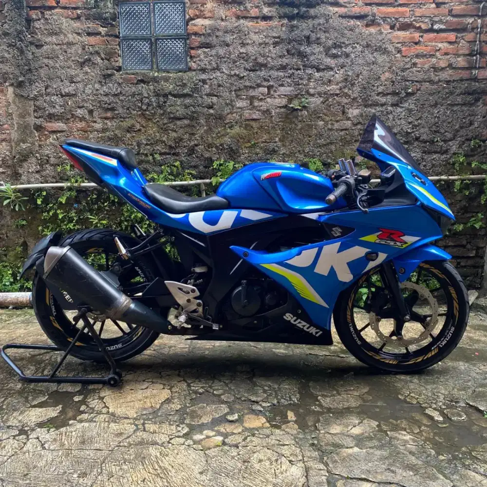 Suzuki gsx 150 Plat B Bekasi
