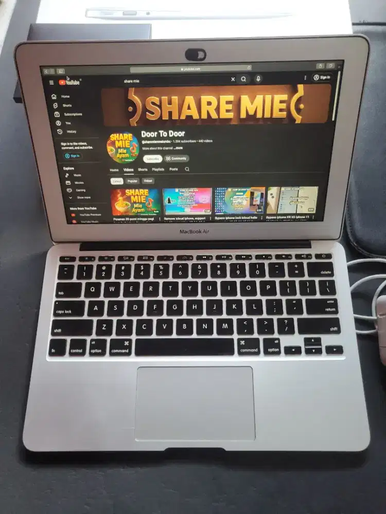 Mackbook Air 11 inch early 2014 resmi iboxfulset mulus nominusbisatthp