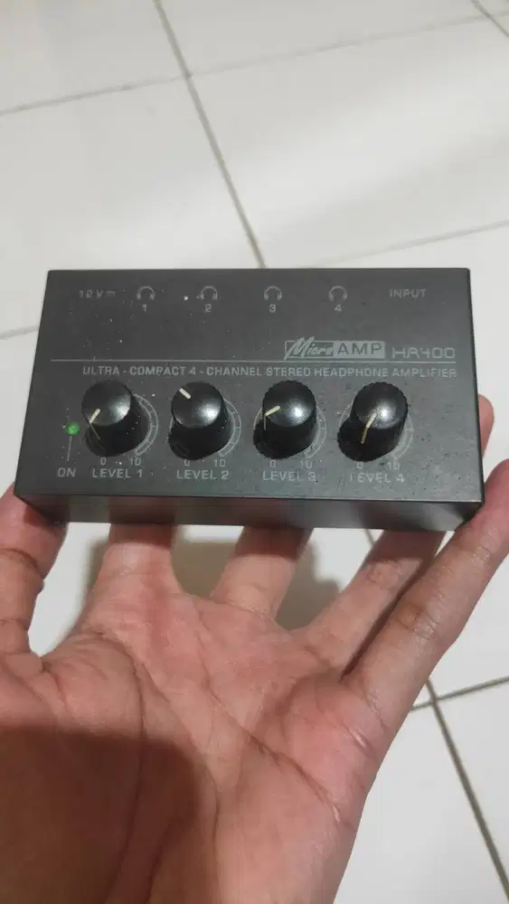Headphone Amplifier microamp HA400 (Splitter Audio Stereo)
