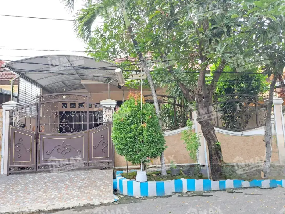 Disewakan Rumah Semi Furnished Rungkut Surabaya, Row Jalan Lebar Dekat Transmart
