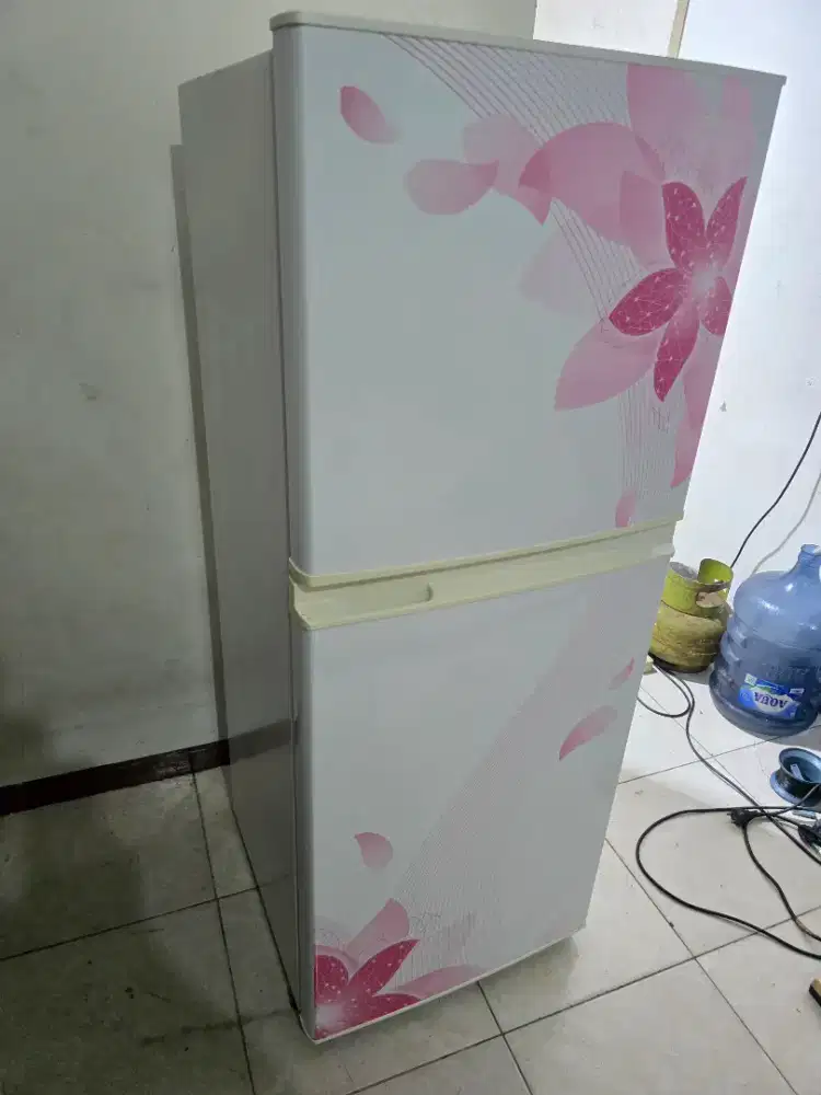 kulkas 2 pintu sharp