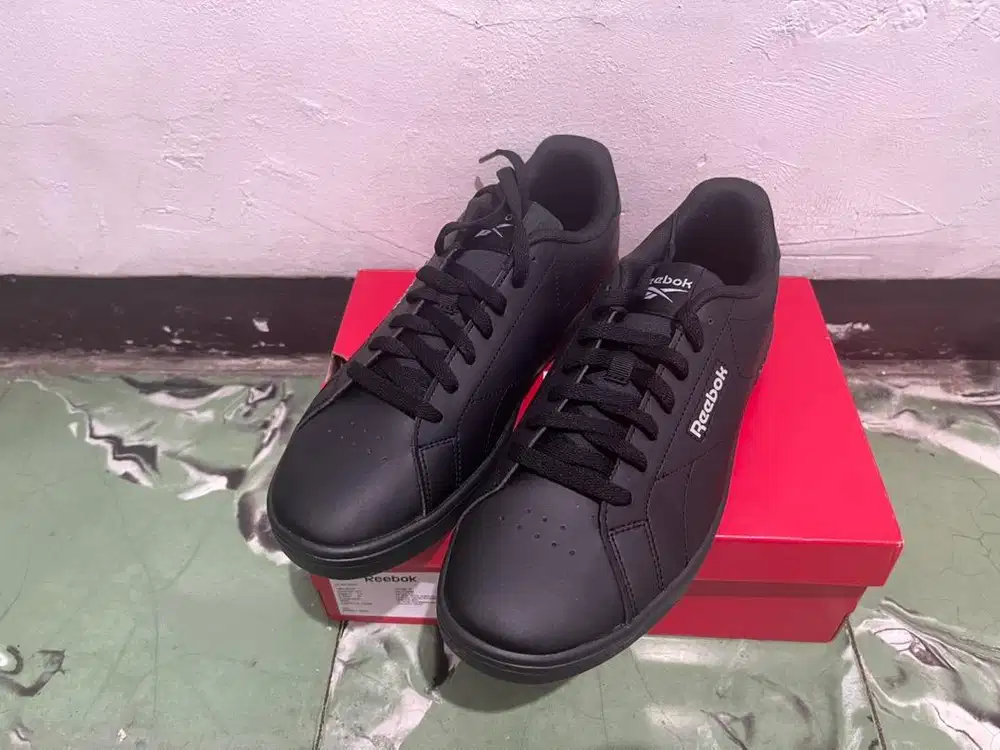 Sepatu reebok size 41