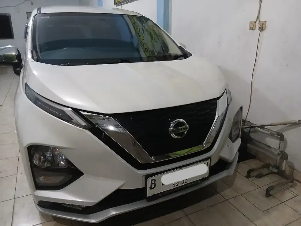 Nissan Livina VL
