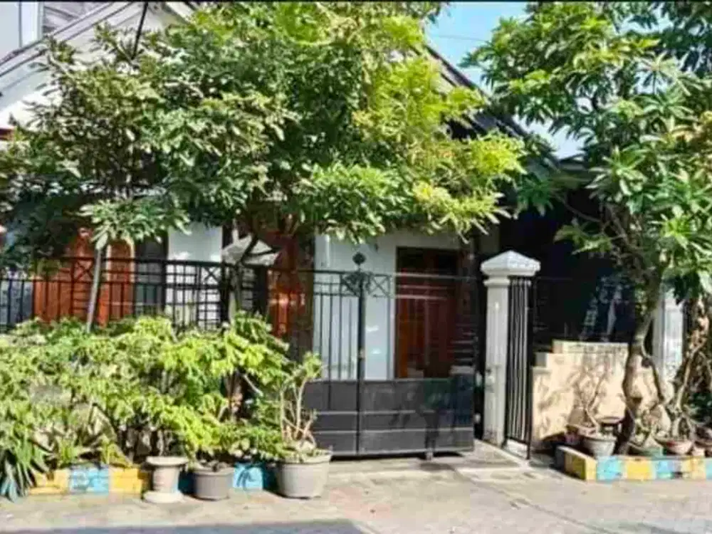 Rumah 1,5Lt Luas 120m2 Siap Huni Perum Gununganyar Surabaya dekat UPN  & Merr