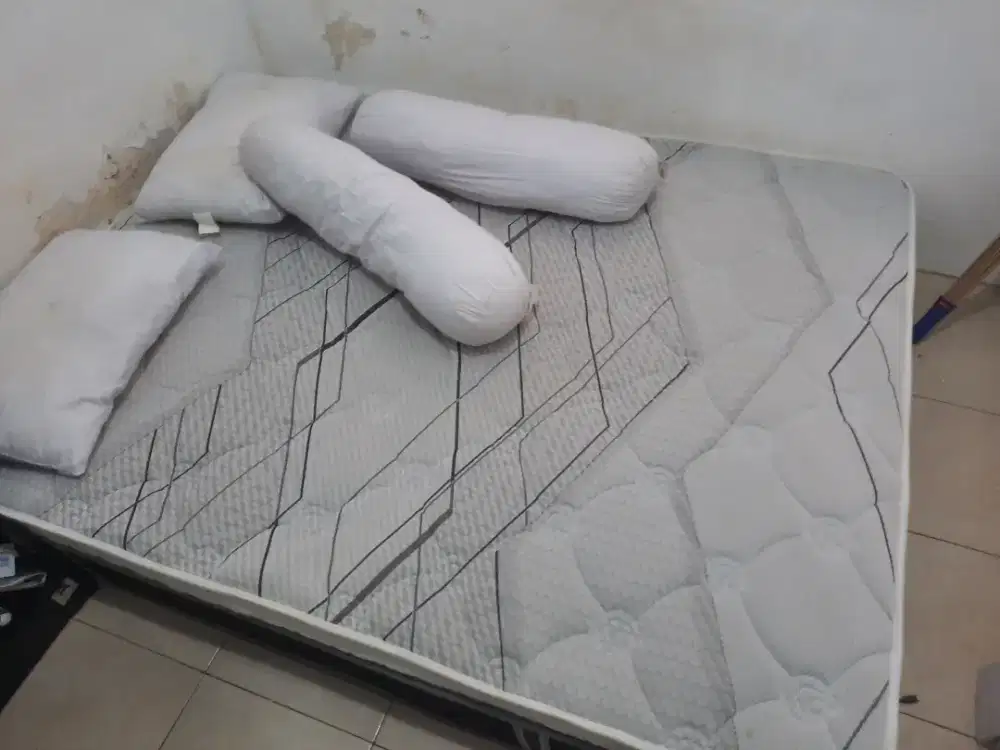 Kasur springbed ukuran 160*200 (Free bantal guling sesuai foto)
