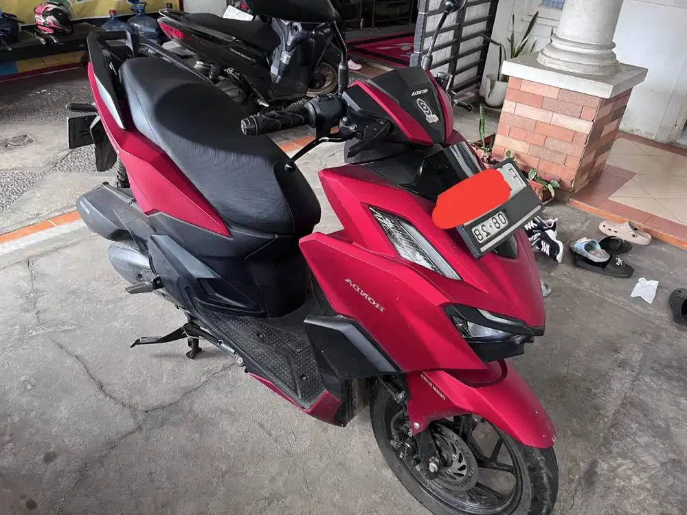 vario 160cc 2023 merah maroon