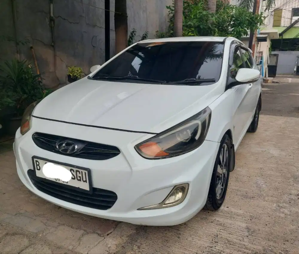 Hyundai Grand Avega 2012 GL Manual Putih