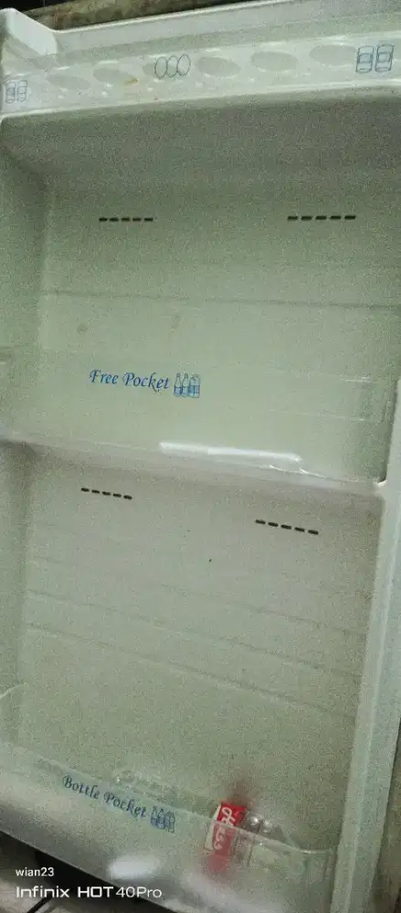 Kulkas sanyo 1 pintu
