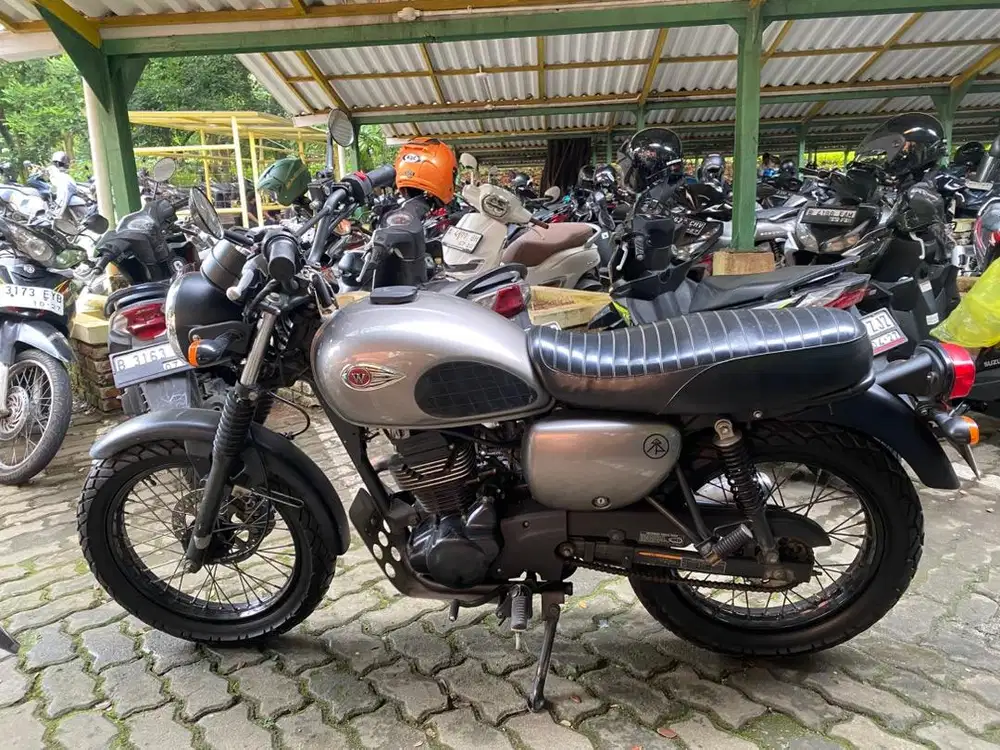 Kawasaki W175 tahun 2019