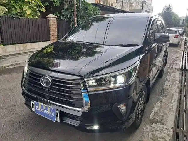 DP MURAH - Toyota Kijang Innova 2.4 V Solar-AT 2021 Hitam