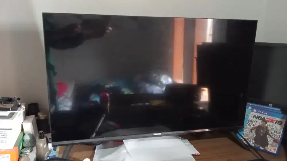 Tv merk hisense 32inch smart tv