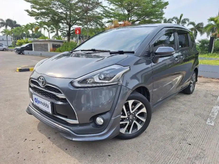 DP RENDAH Toyota Sienta 1.5 Q Bensin-AT 2017 UFH