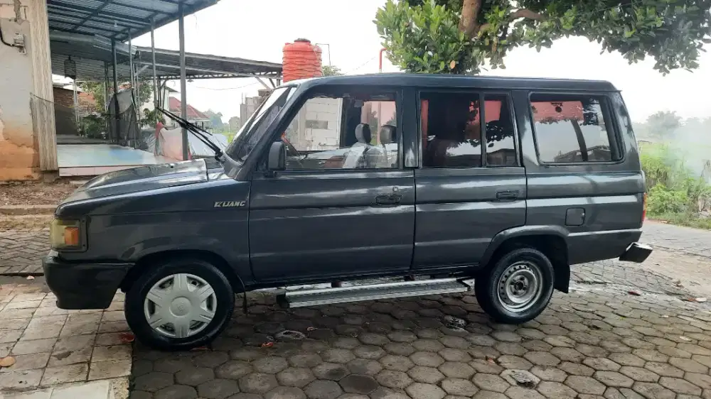 Toyota Kijang 1991