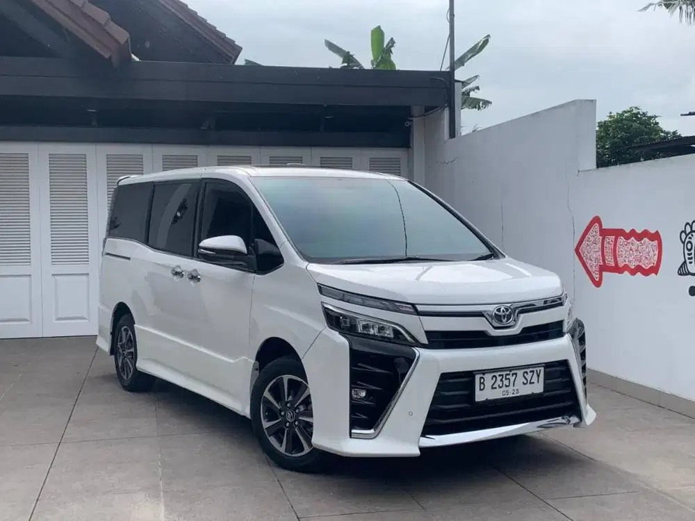 TOYOTA VOXY 2.0 MATIC DP 15 JT