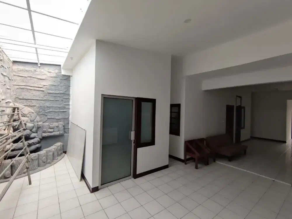 Dijual Rumah Nyaman Dalam Komplek Bahagia Permai Bandung