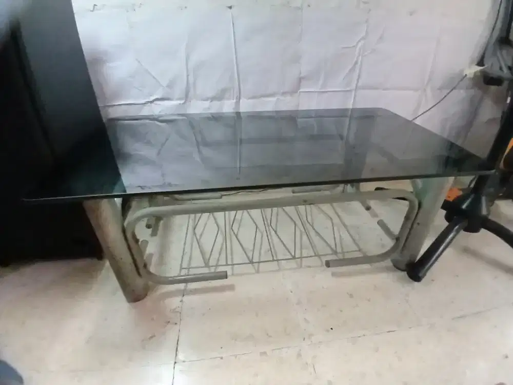 Meja Tamu Kaca Smoke 105x55cm tebal 8mm nego tipis