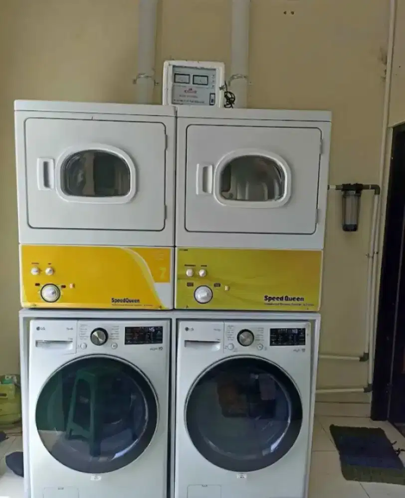 2 pasang mesin laundry LG dan speed quen