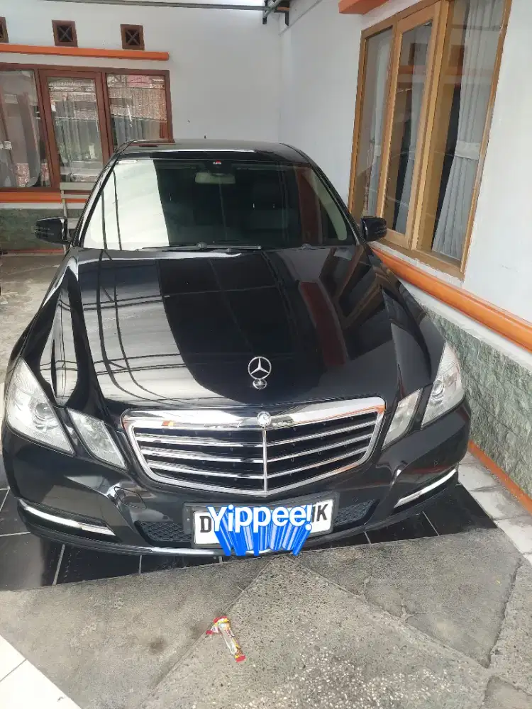 Mercy mobil pemakaian pribadi