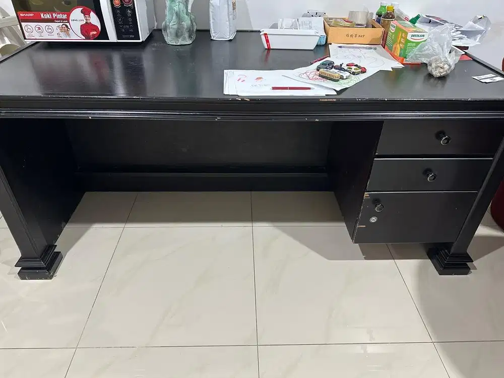 Meja direksi kantoran