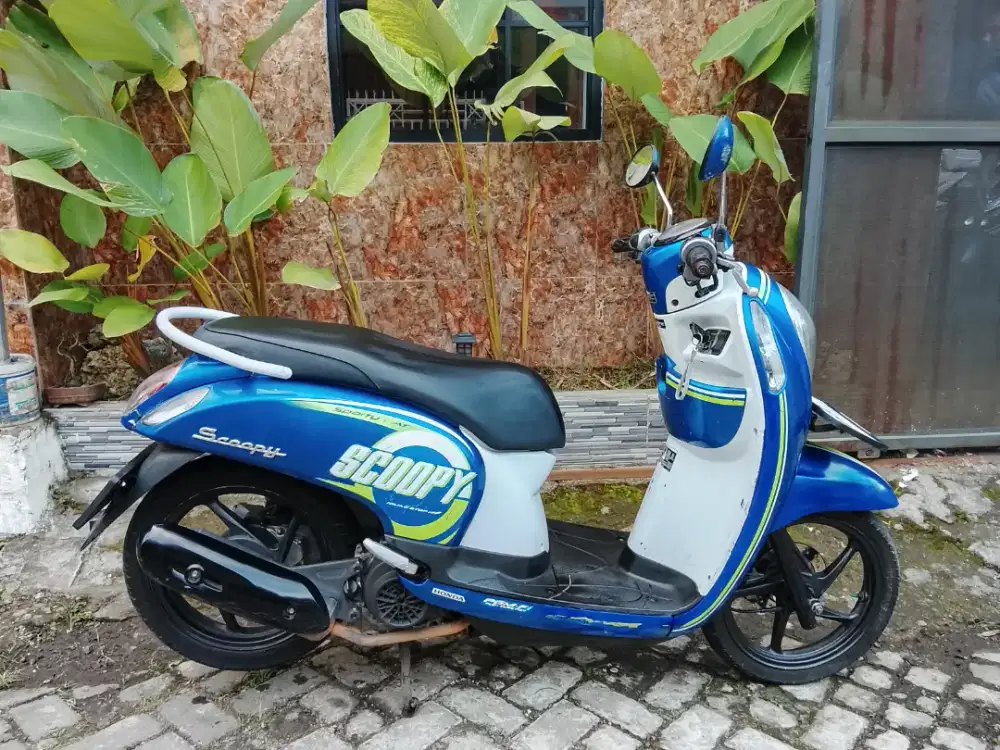 Honda Scoopy 2016