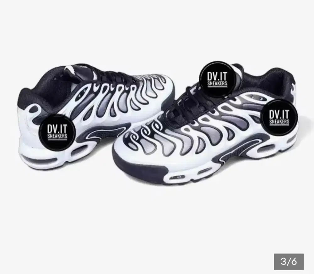 Sepatu sneakers olahraga drift white black gratis kaos kaki