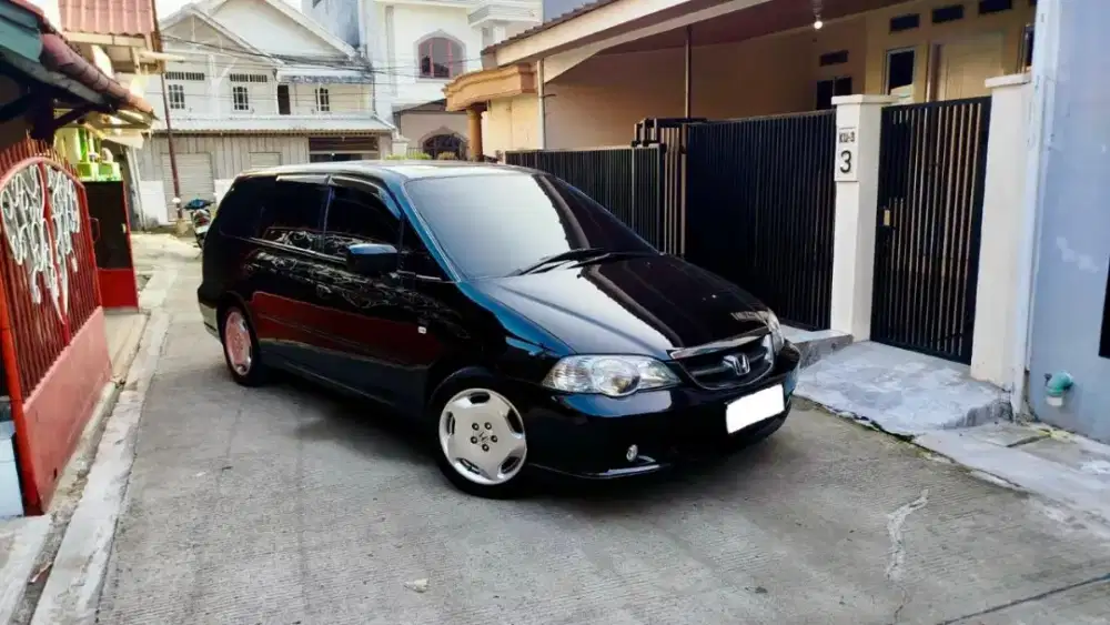 Honda Odyssey Absolute RA6
