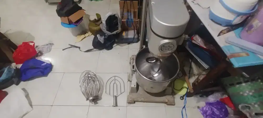 mixer kyushin B30/3 kapasitas 30L