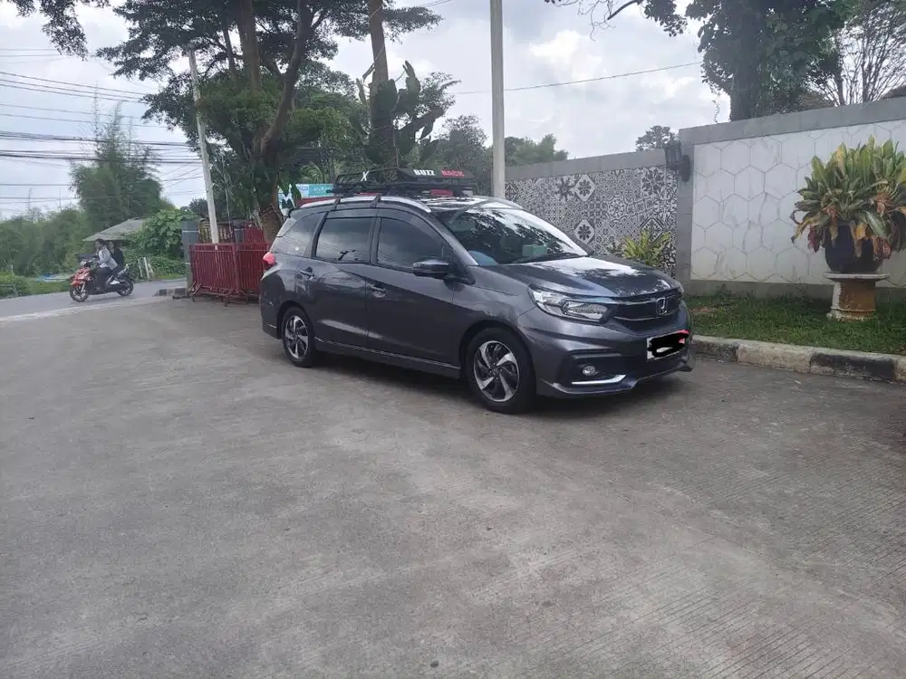 DIJUAL: HONDA MOBILIO RS 1.5 MANUAL 2018 (Pemakaian 2019) – KM 30RB